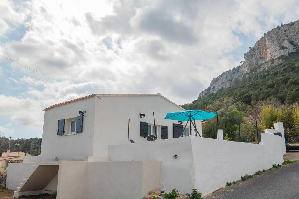 Maison Avec Jardin, Parking Entre Mer Et Montagne Le Revest-le-Eaux Bagian luar foto