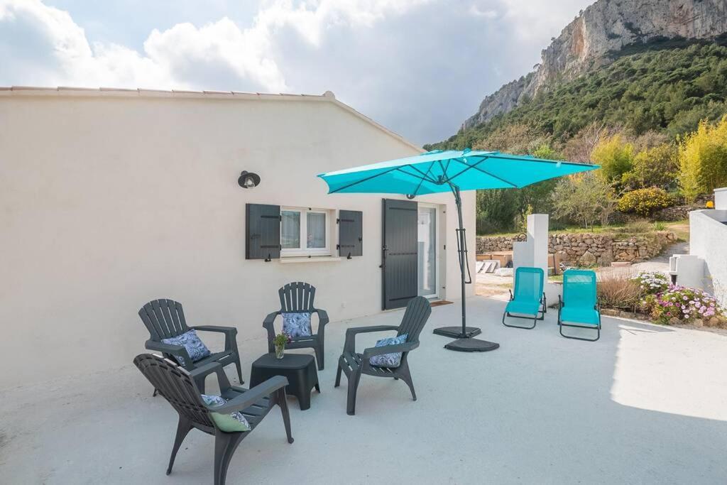 Maison Avec Jardin, Parking Entre Mer Et Montagne Le Revest-le-Eaux Bagian luar foto