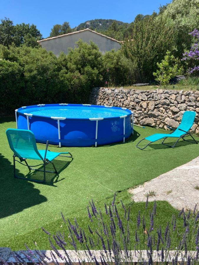 Maison Avec Jardin, Parking Entre Mer Et Montagne Le Revest-le-Eaux Bagian luar foto